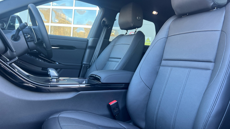 Land Rover Range Rover Evoque 2.0 D200 Dynamic SE 5dr Auto Diesel Hatchback